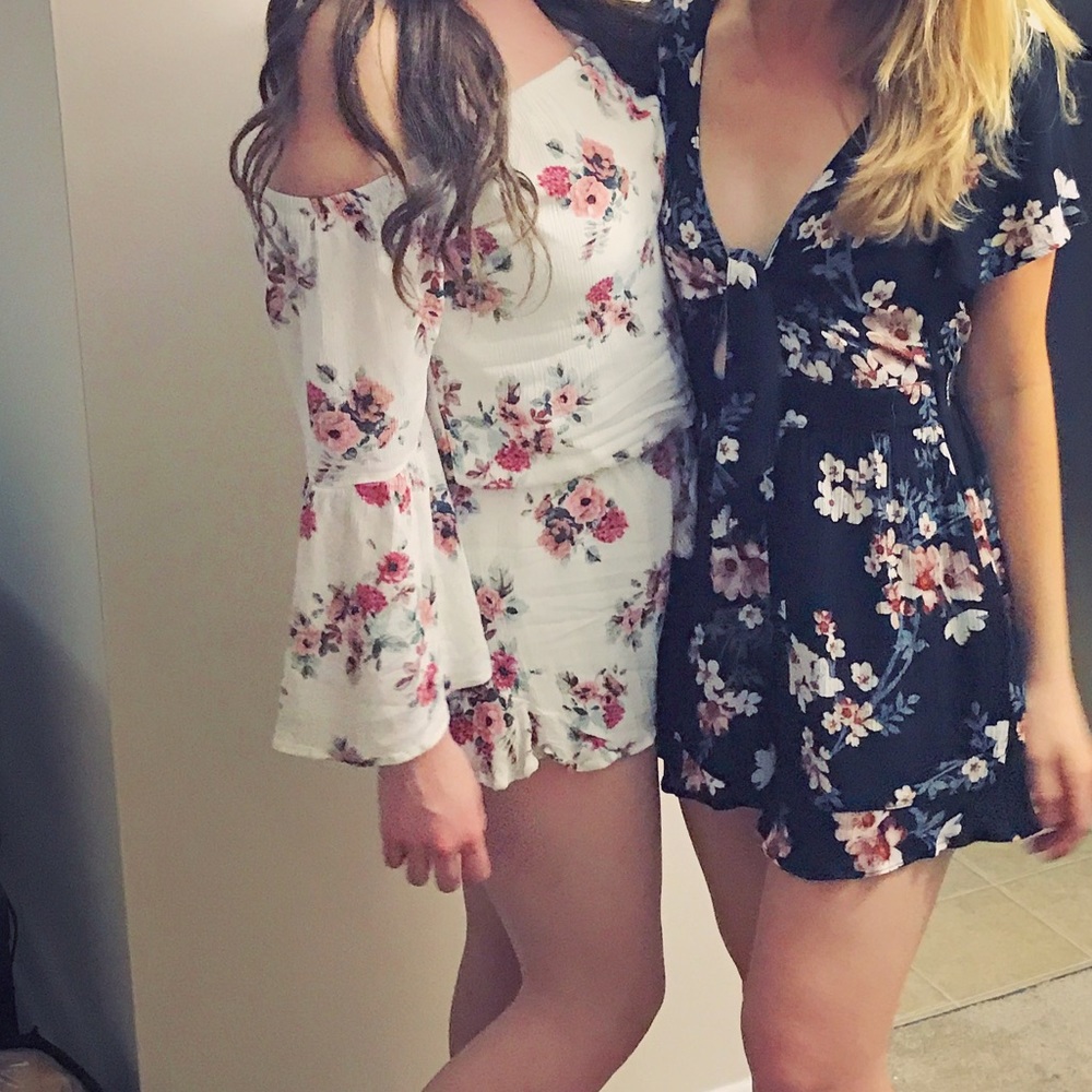 Sage white floral OTS romper - S - Picture 13 of 14